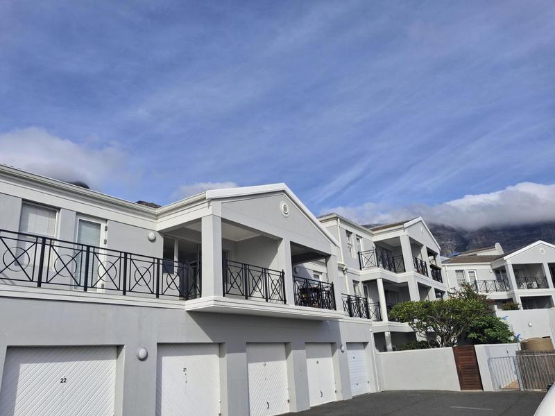 To Let 2 Bedroom Property for Rent in Vredehoek Western Cape